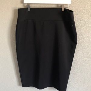 Thalia Sodi black scuba pencil skirt